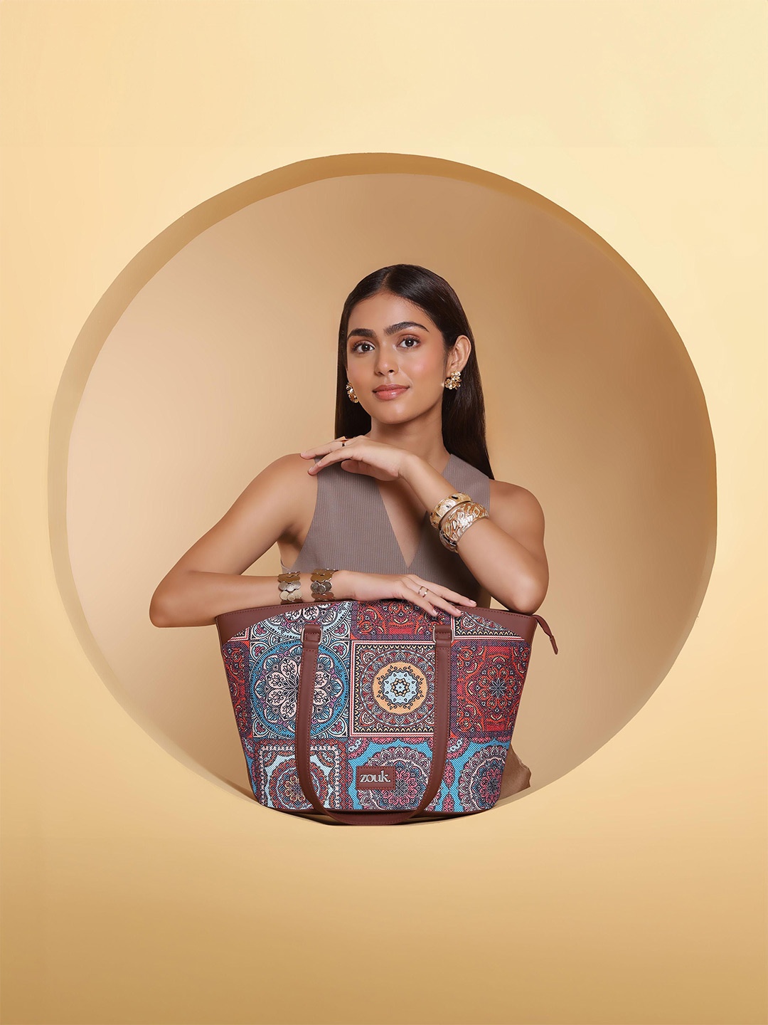 

ZOUK Women Ethnic Motifs Printed Half Moon Sling Bag with Applique, Brown