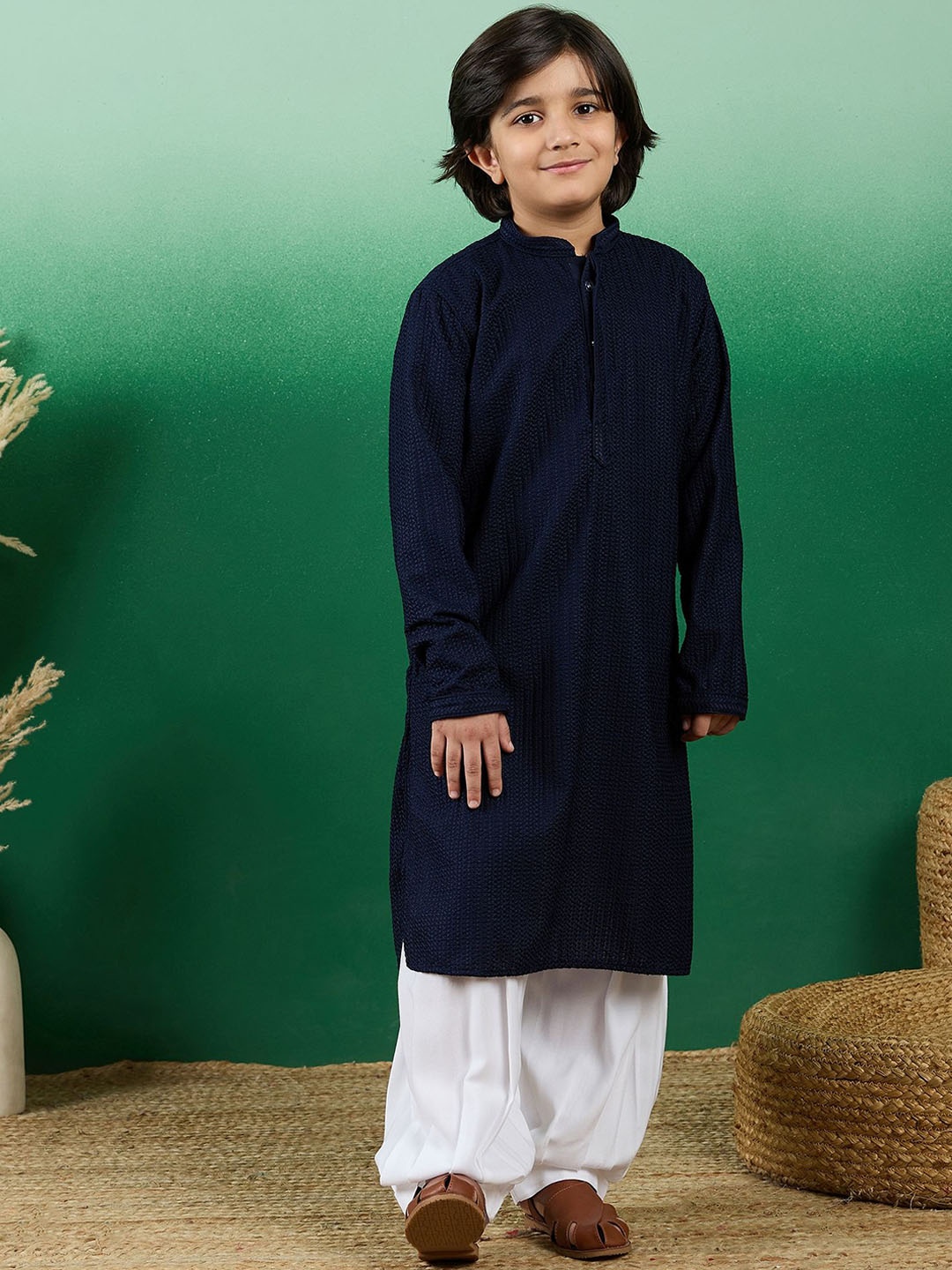 

Sangria Boys Embroidered Regular Chikankari Kurta with Salwar, Blue