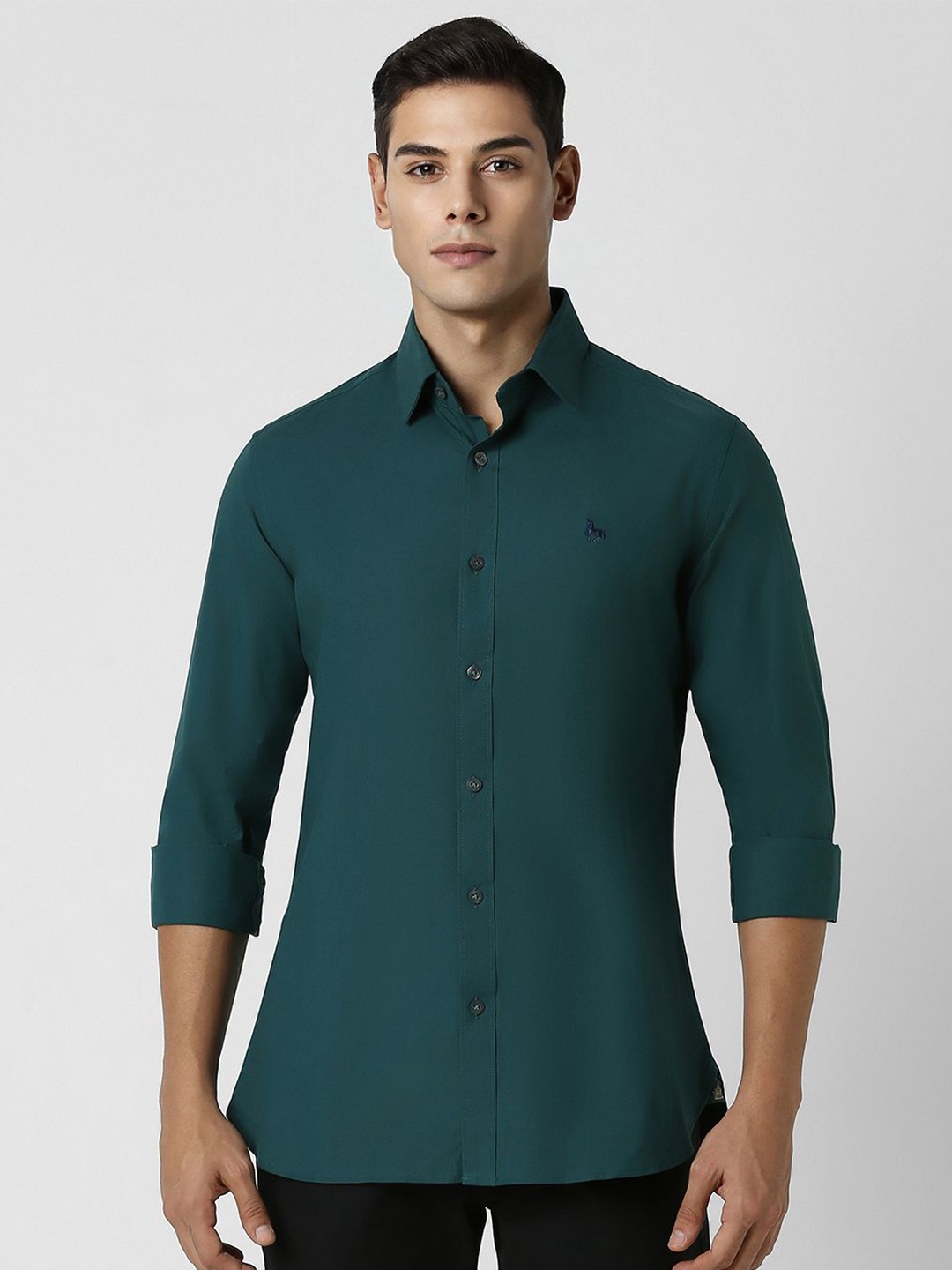 

Van Heusen Sport Men Spread Collar Solid Cotton Slim Fit Casual Shirt, Green