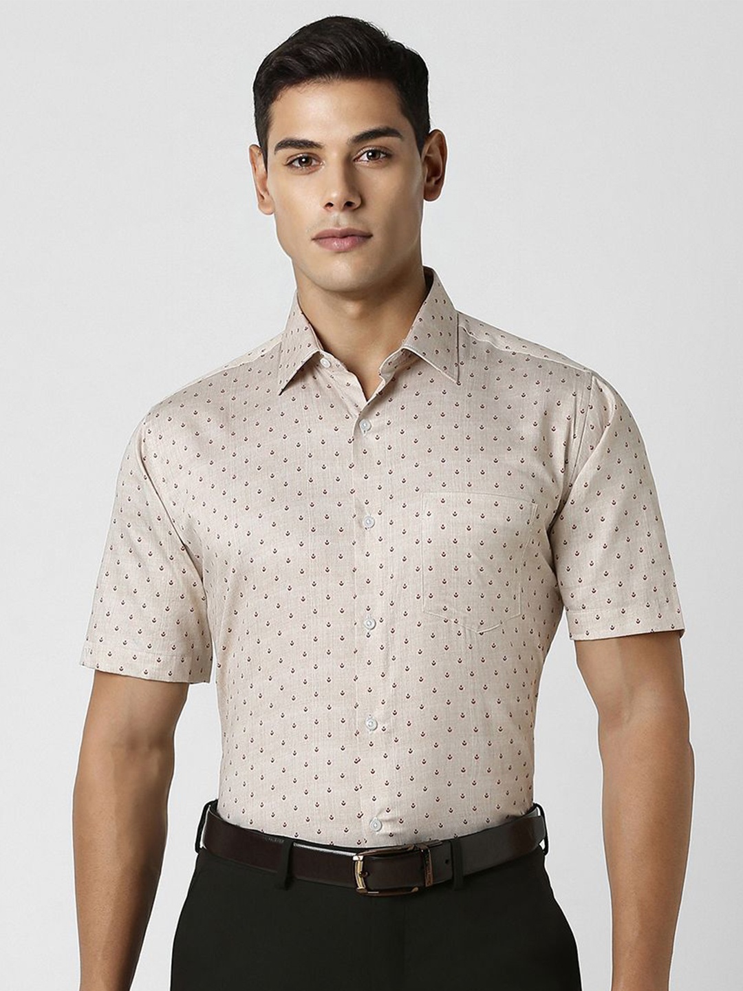 

Van Heusen Men Spread Collar Abstract Printed Abstract Cotton Casual Shirt, Beige