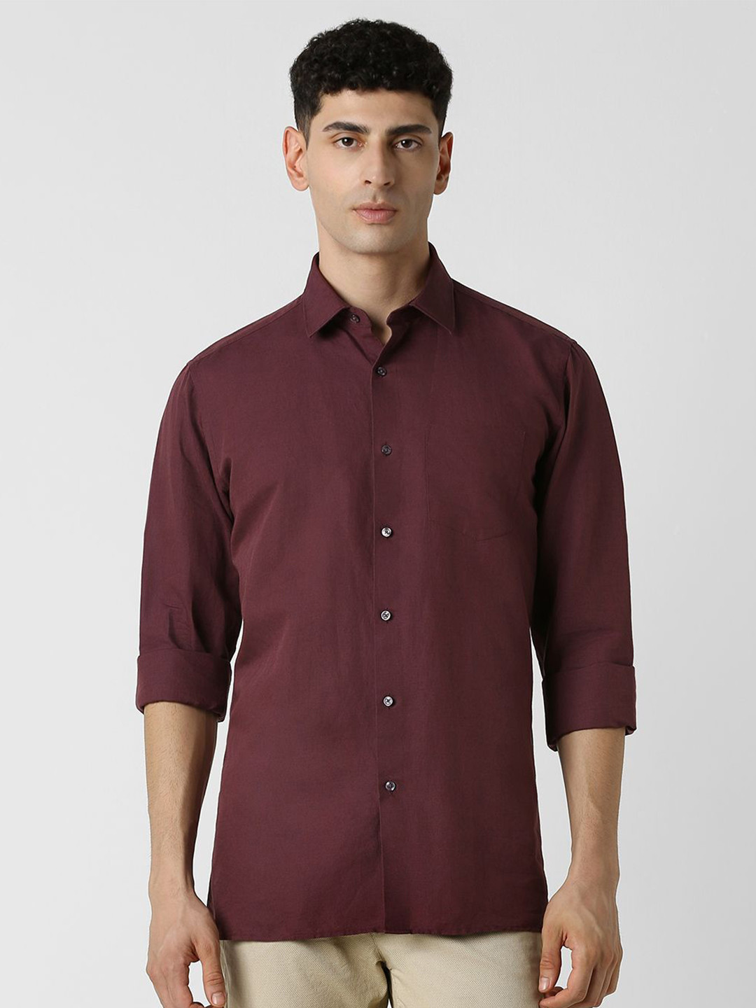 

Van Heusen Men Opaque Party Shirt, Maroon