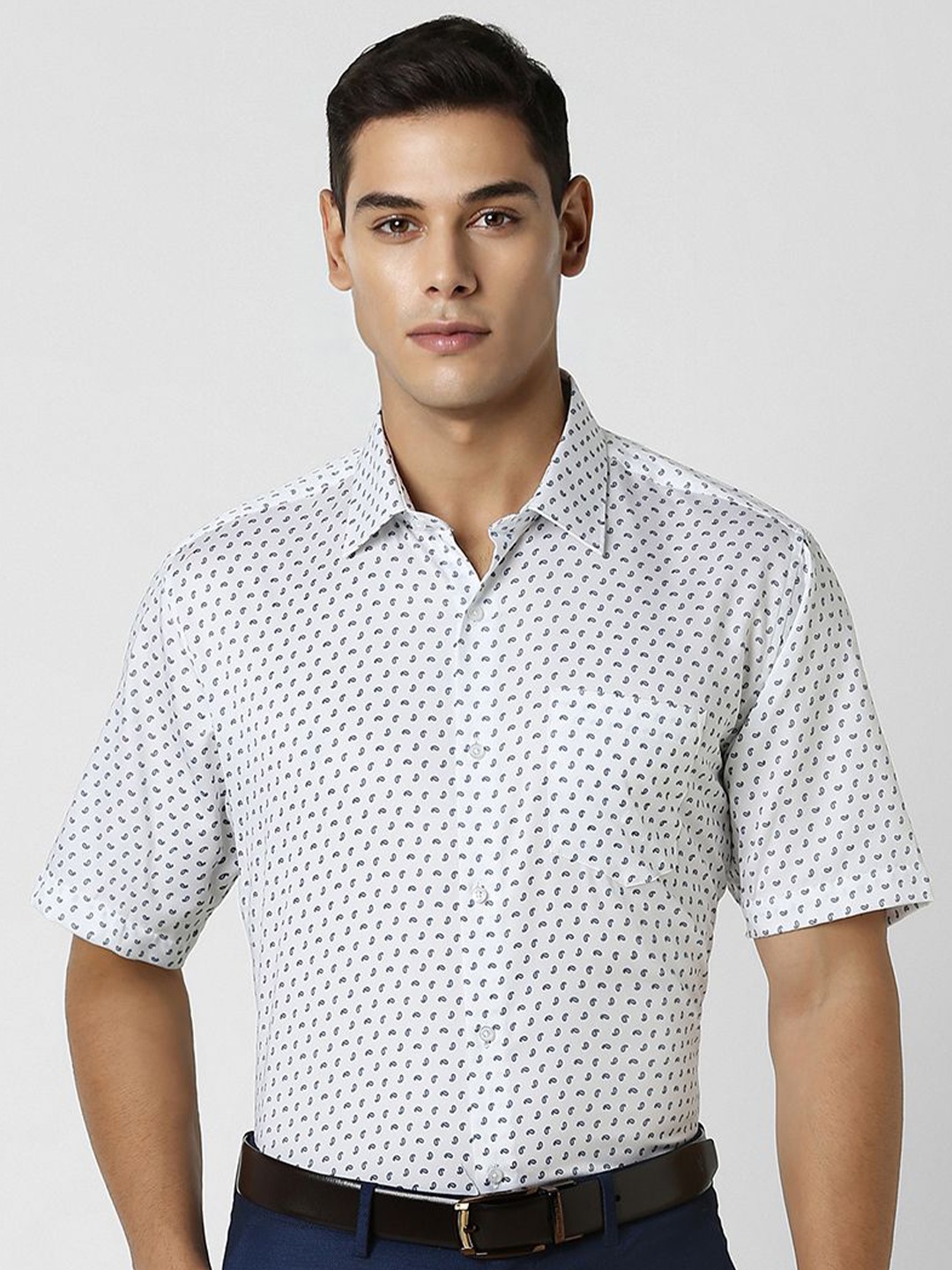 

Van Heusen Men Opaque Printed Party Shirt, White