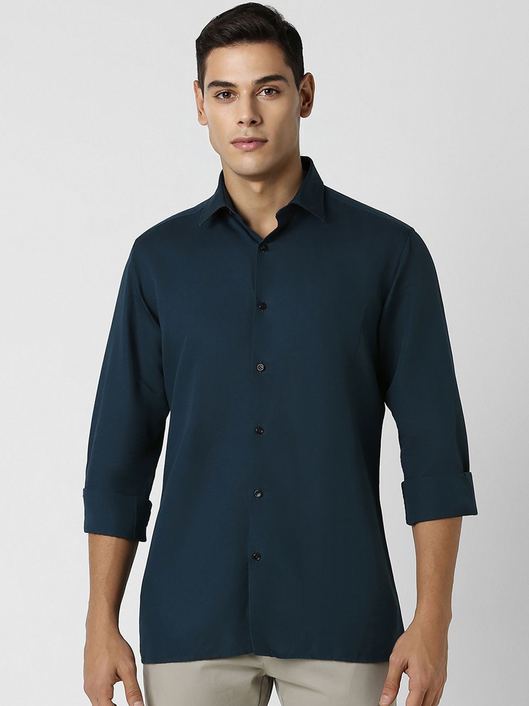 

Van Heusen Men Opaque Party Shirt, Navy blue