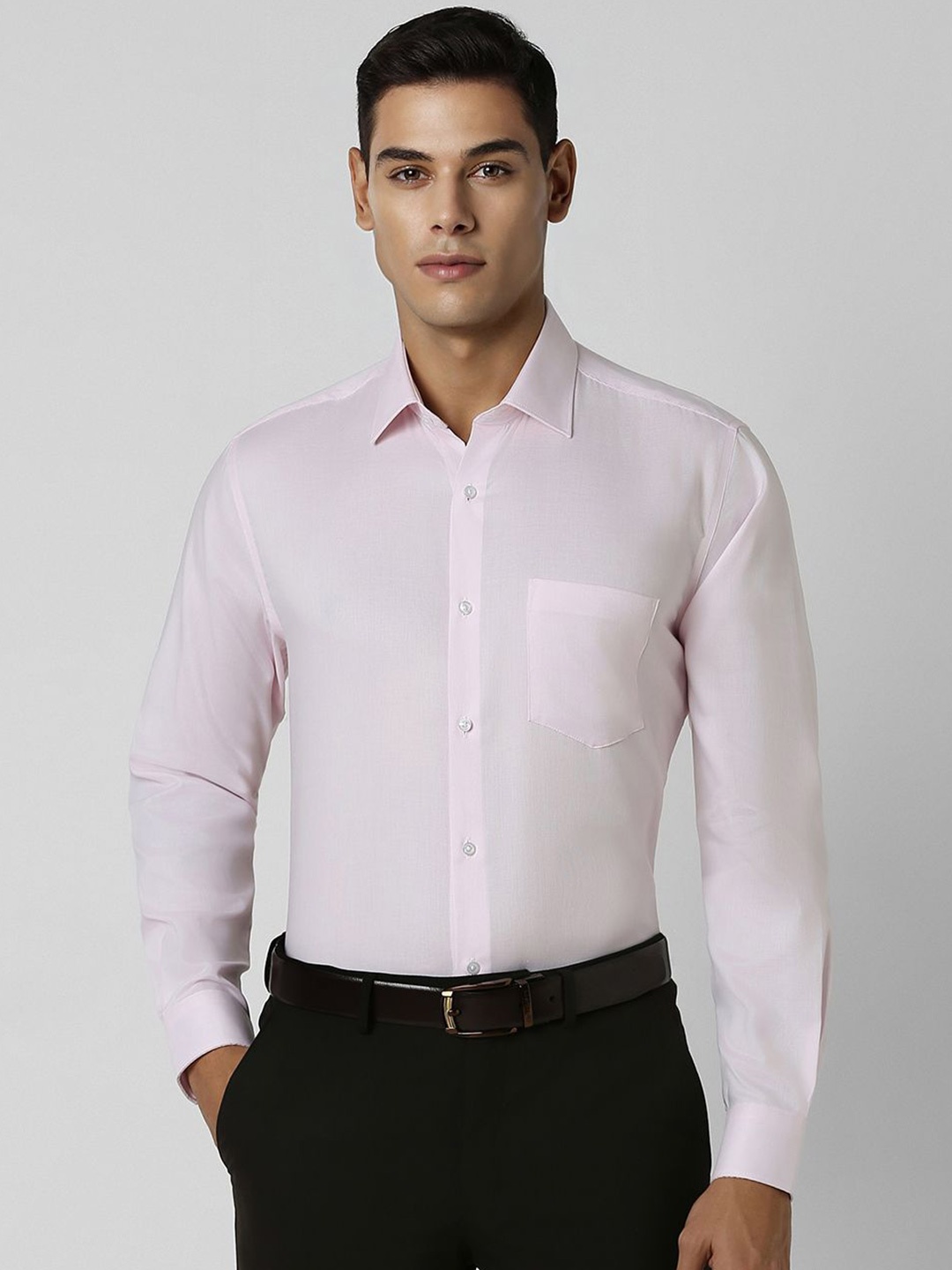 

Van Heusen Men Spread Collar Solid Cotton Formal Shirt, Pink