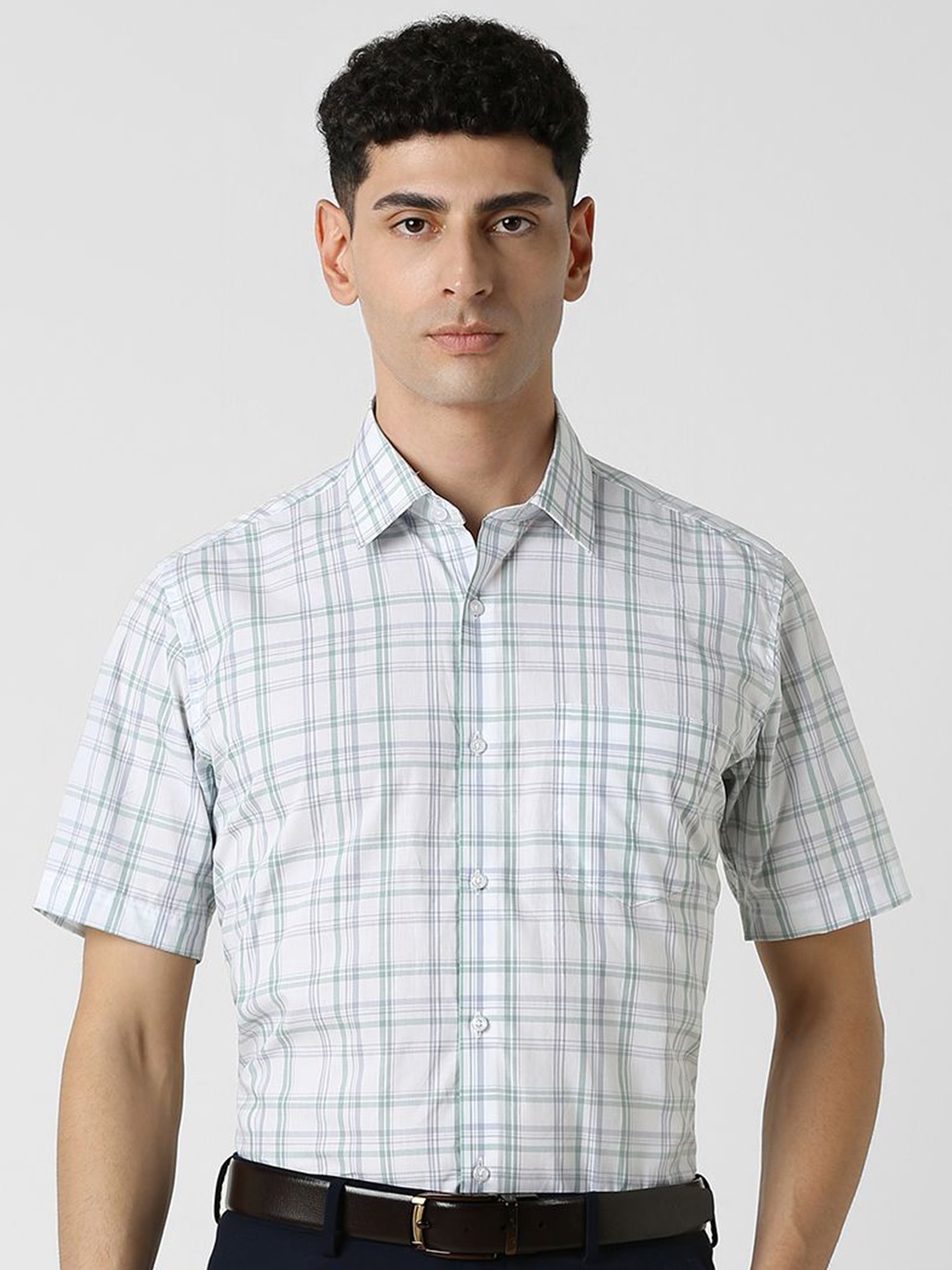 

Van Heusen Men Spread Collar Checked Cotton Formal Shirt, White