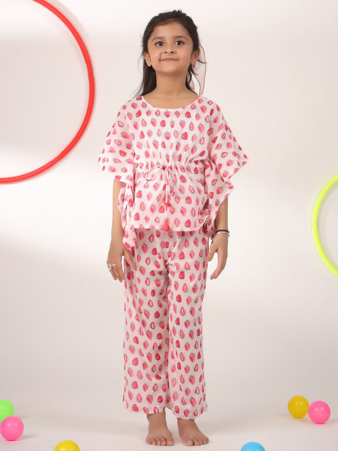 

SANSKRUTIHOMES Girls Printed Regular Pure Cotton Night Suits, Off white