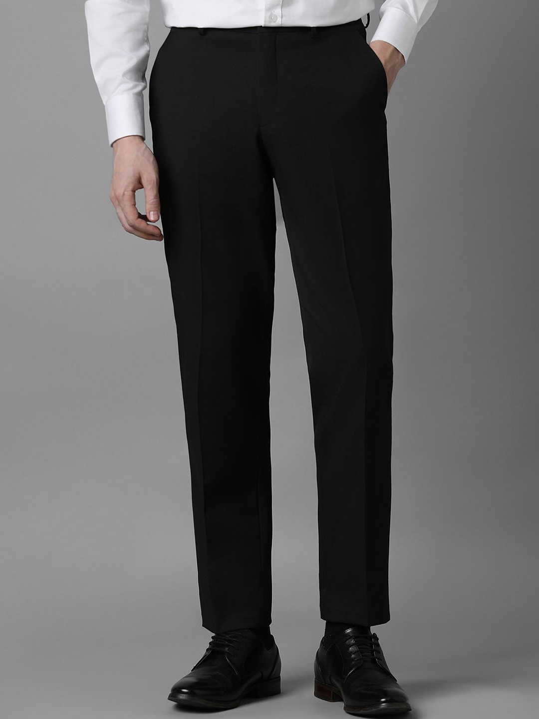 

Louis Philippe Men Slim Fit Formal Trousers, Grey