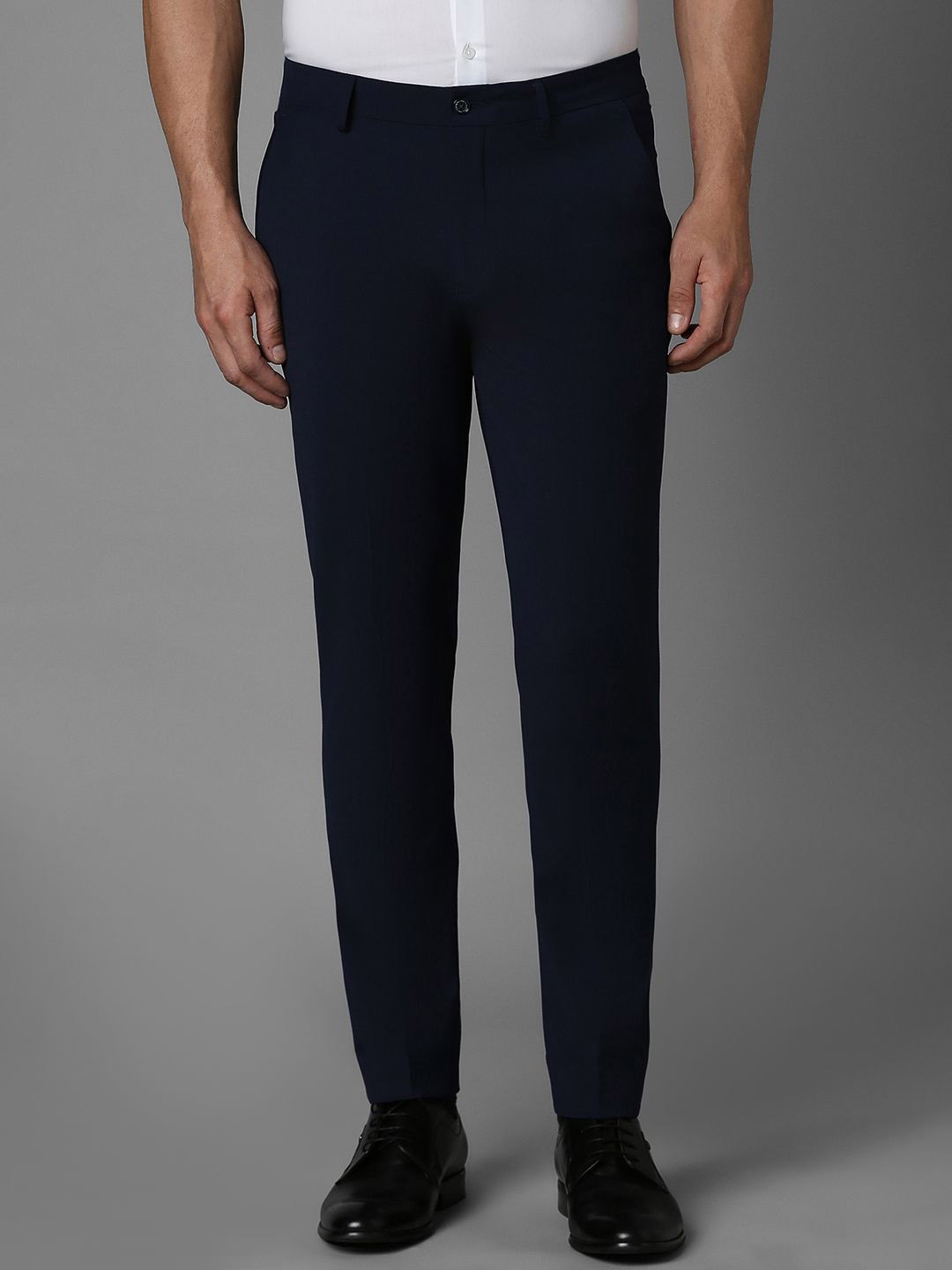 

Louis Philippe Men Mid-Rise Formal Trousers, Navy blue