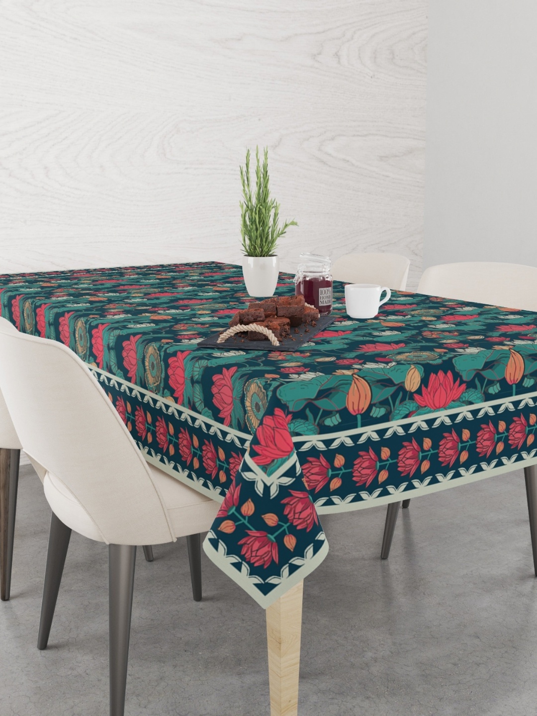 

Astitva Blue & Red Anti-Slip Cotton 8-Seater Table Cover