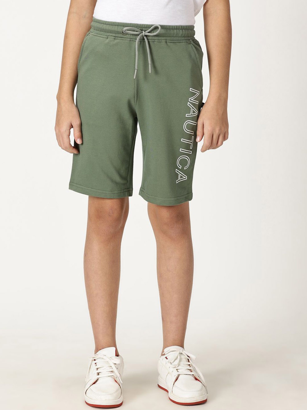 

Nautica Boys Solid Mid Rise Regular Fit Knee Length Sports Shorts, Sea green