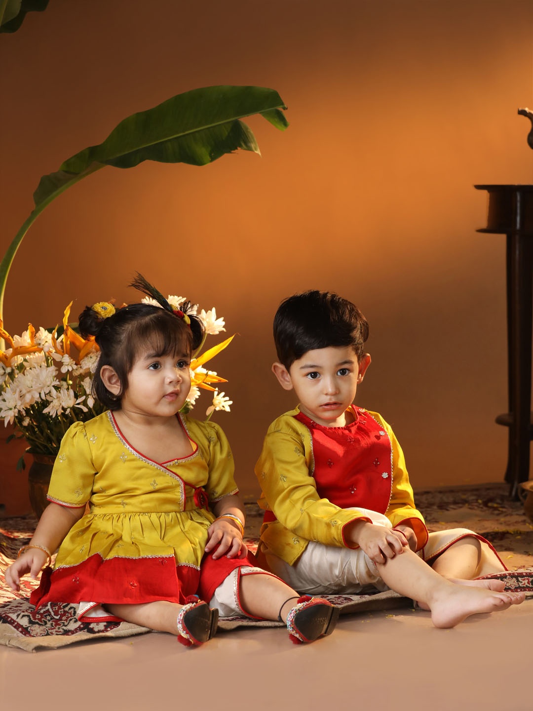 

VASTRAMAY Boys Floral Embroidered Regular Sequinned Angrakha Kurta With Dhoti Pants, Yellow