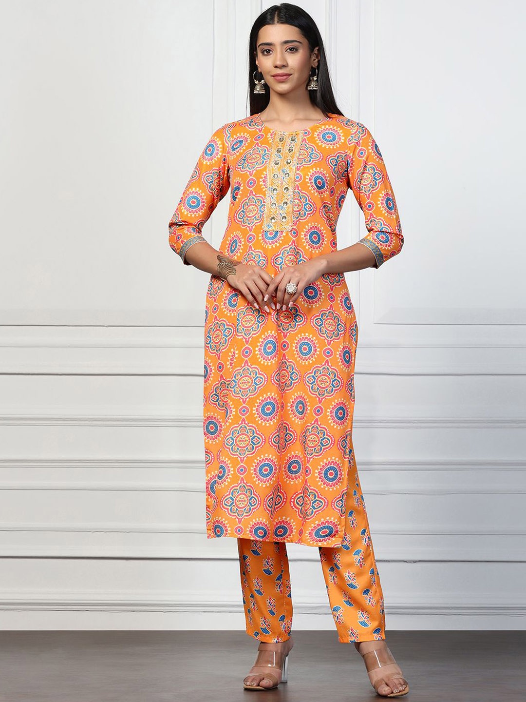 

FASHION DREAM Ethnic Motifs Printed Sequinned Straight Kurta With Trouser, Orange