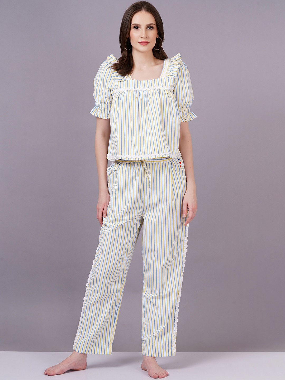 

MINGLAY Striped Square Neck Night Suit, Yellow
