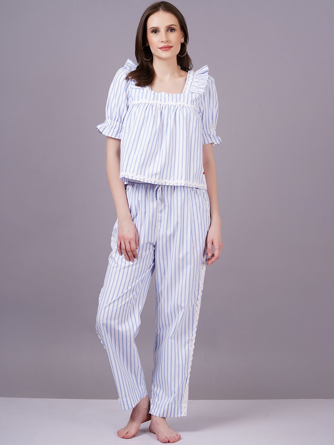 

MINGLAY Striped Square Neck Night Suit, Blue