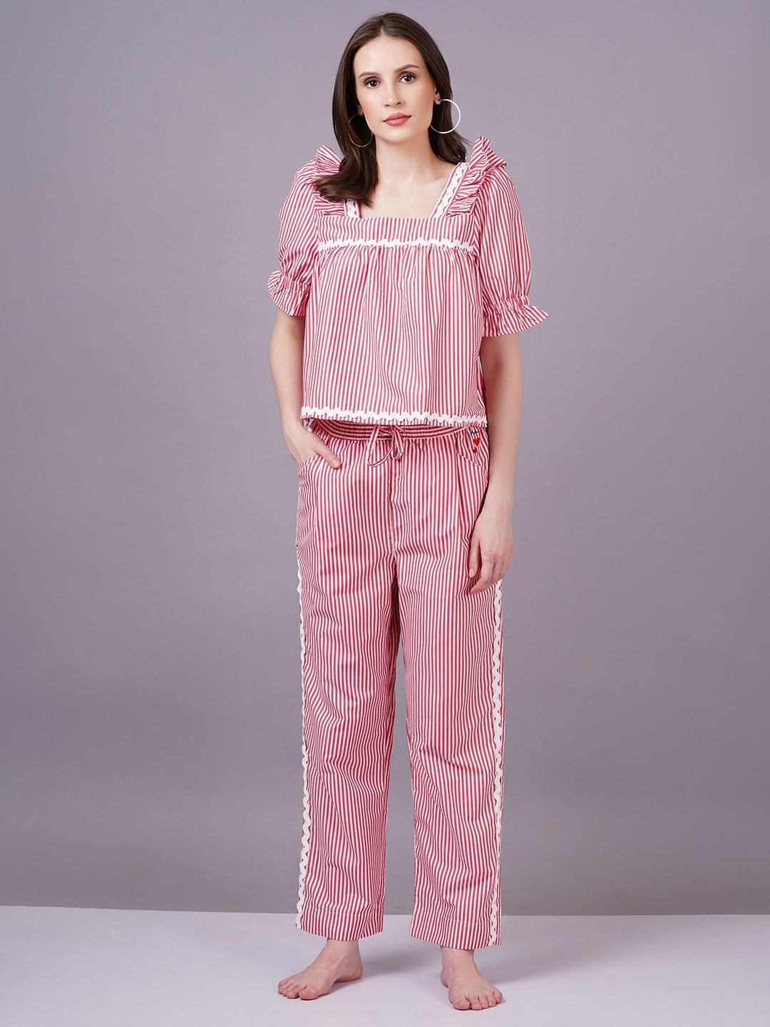 

MINGLAY Striped Square Neck Night Suit, Red