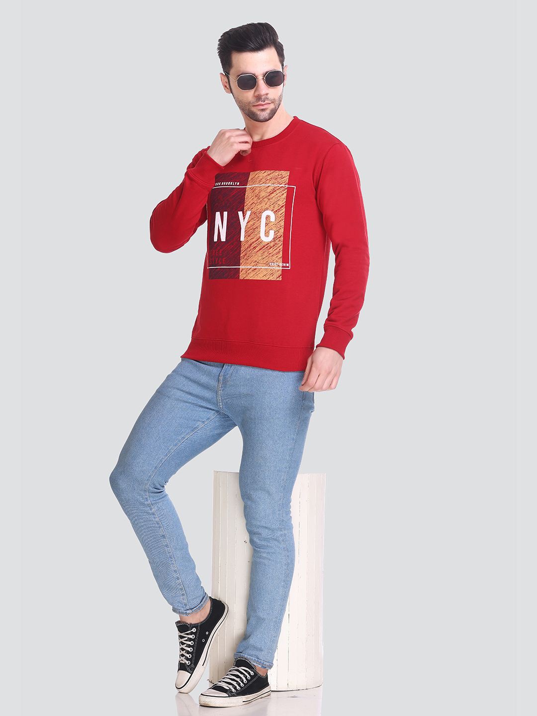 

Tuckinn Men Round Neck Printed Sweatshirt, Red