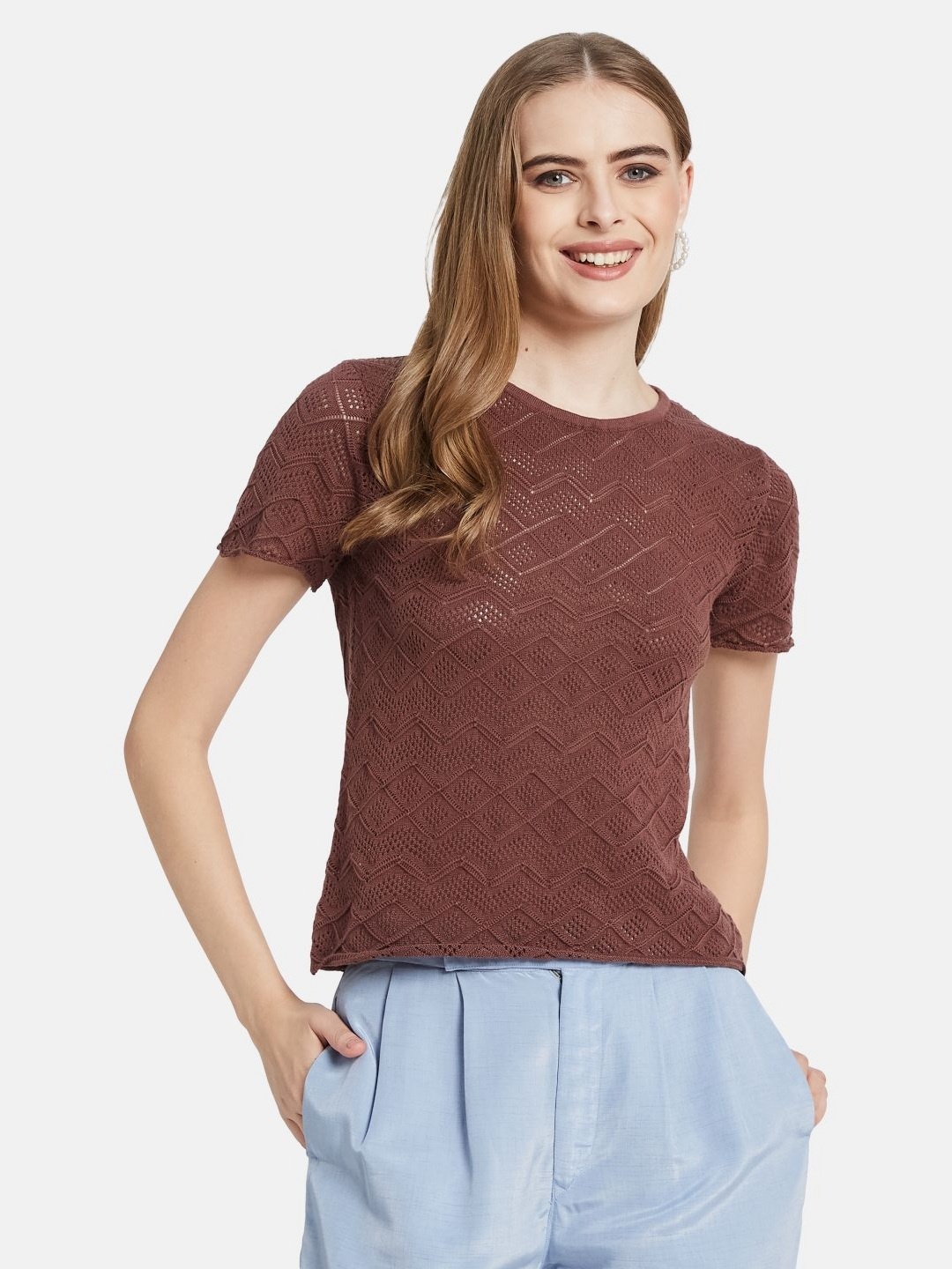

METTLE Women Pockets T-shirt, Maroon