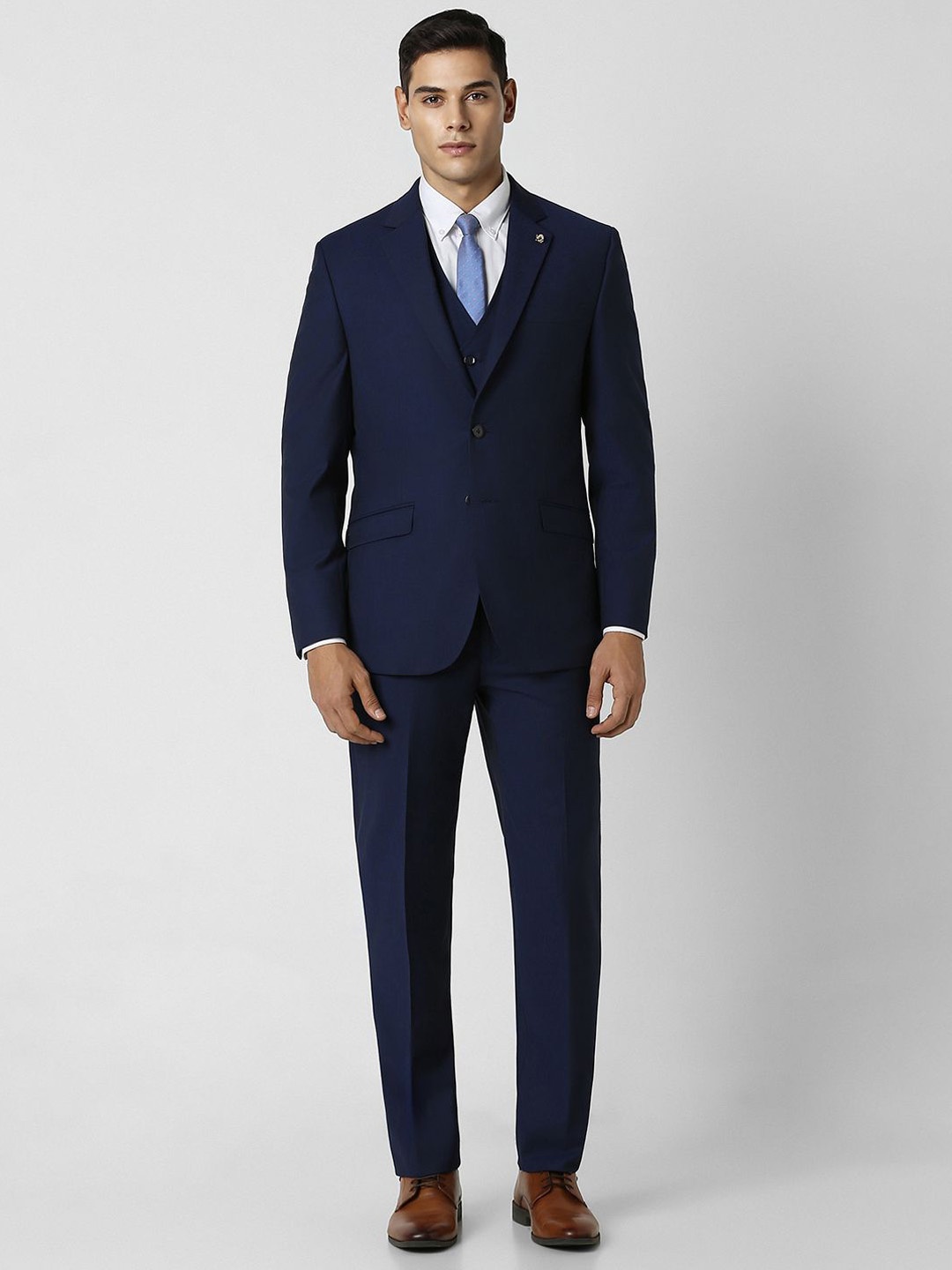 

Van Heusen Slim-Fit Three-Piece Men Formal Suit, Navy blue