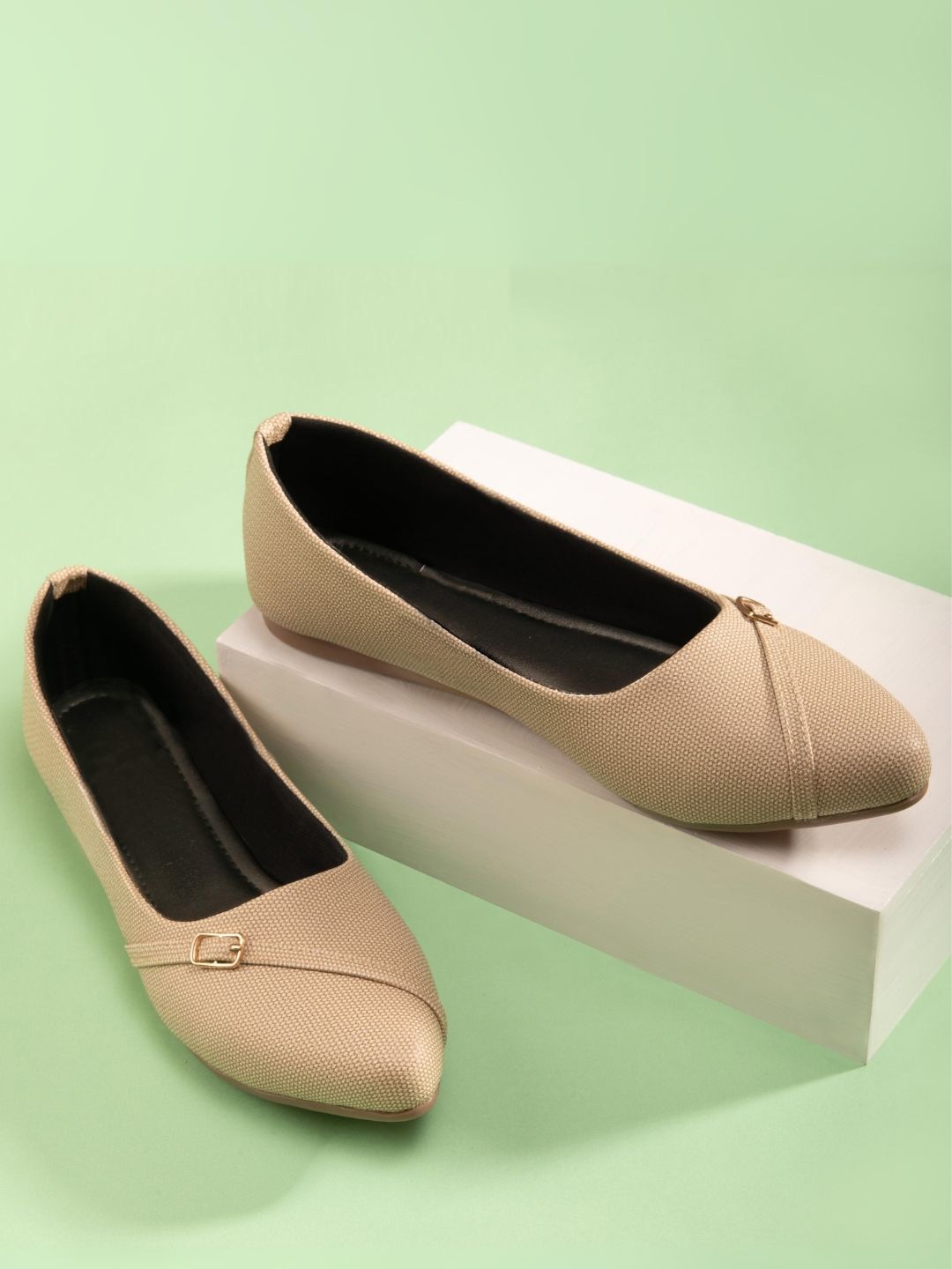 

YASSIO Women Ballerinas, Beige