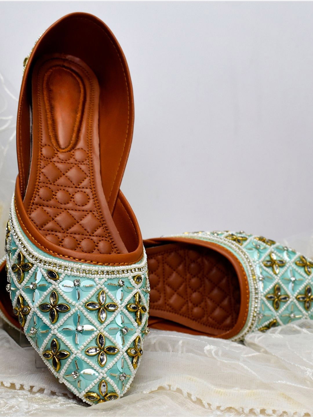 

YASSIO Women Ethnic Mojaris Flats Slip-On With Ethnic - Embellished, Turquoise blue