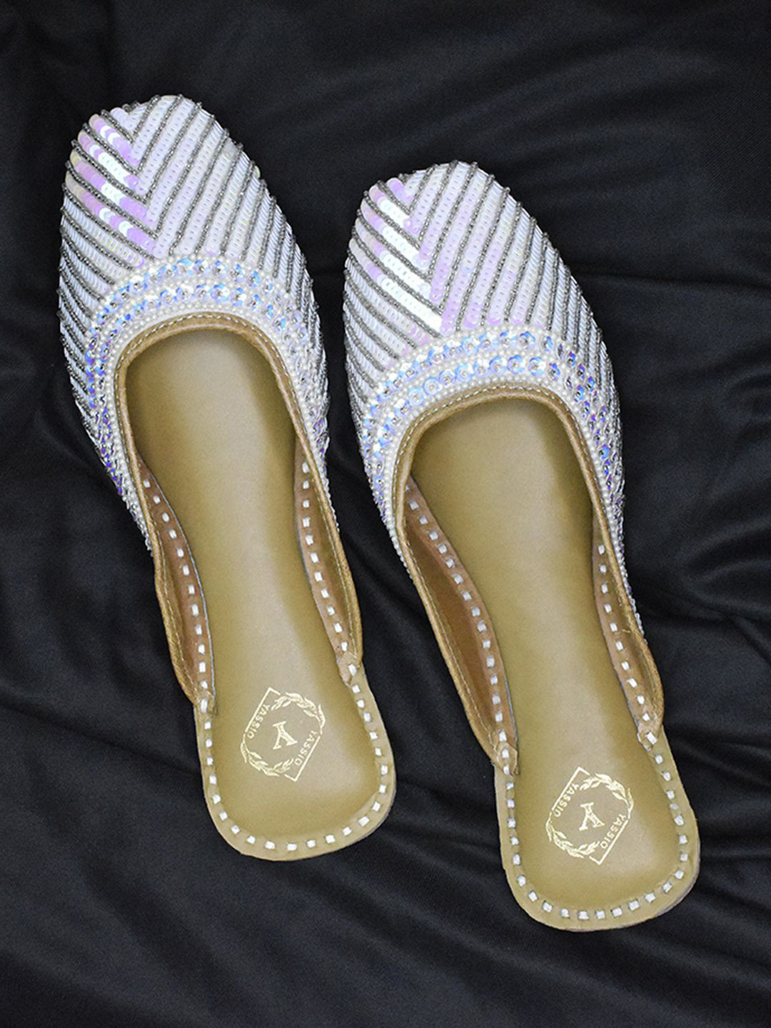 

YASSIO Women Printed Ethnic Ballerinas Flats, White