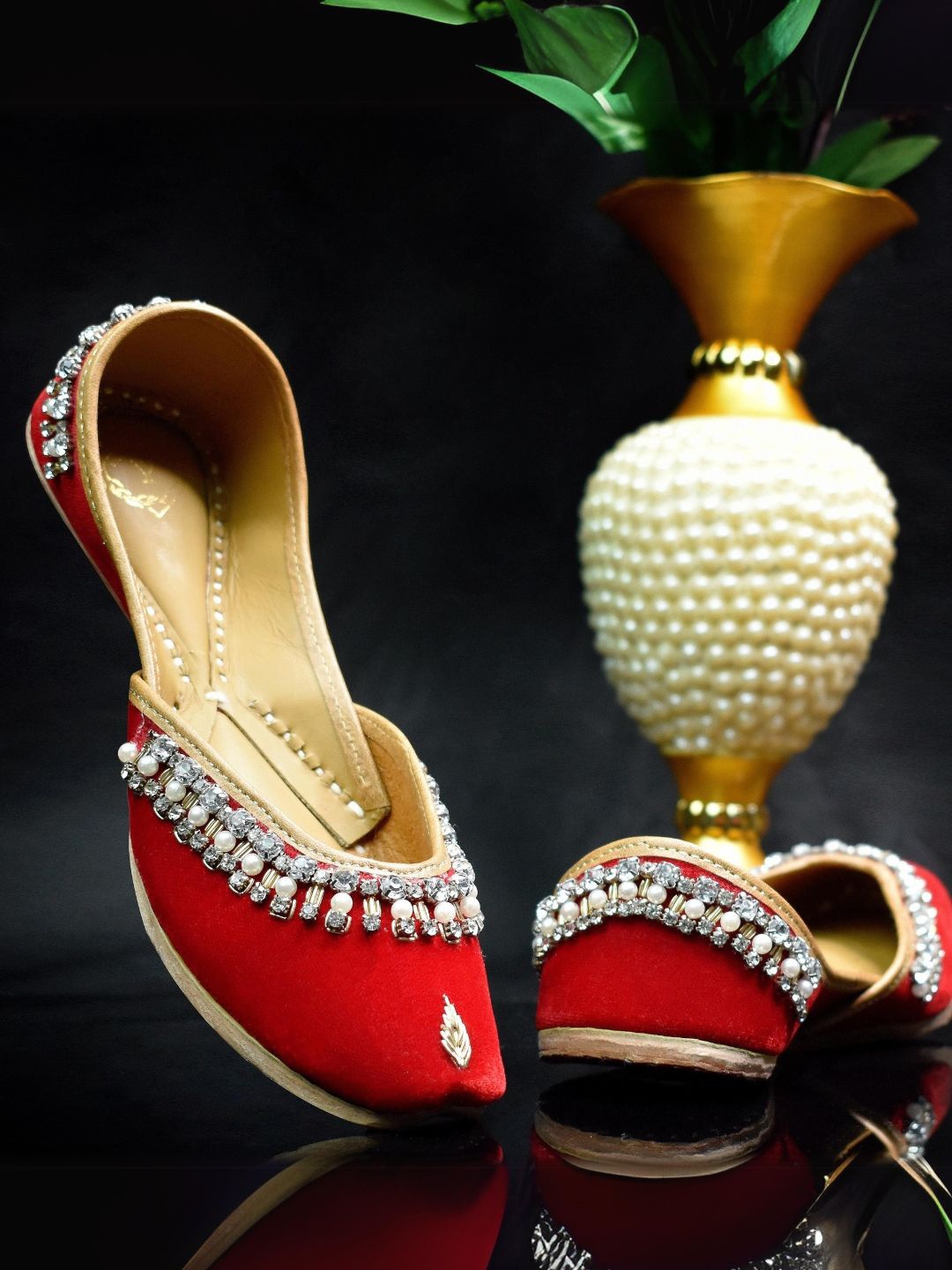 

YASSIO Women Ethnic Embellished Mojaris Flats, Red