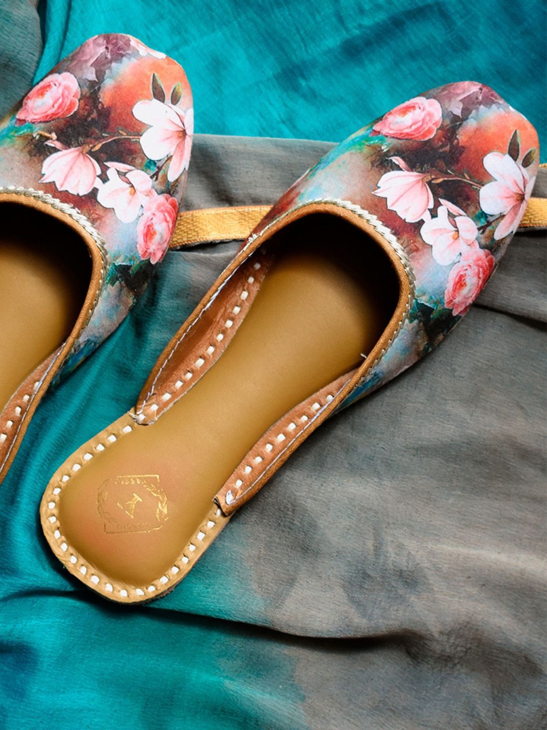 

YASSIO Women Printed Ethnic Open Toe Flats, Multi
