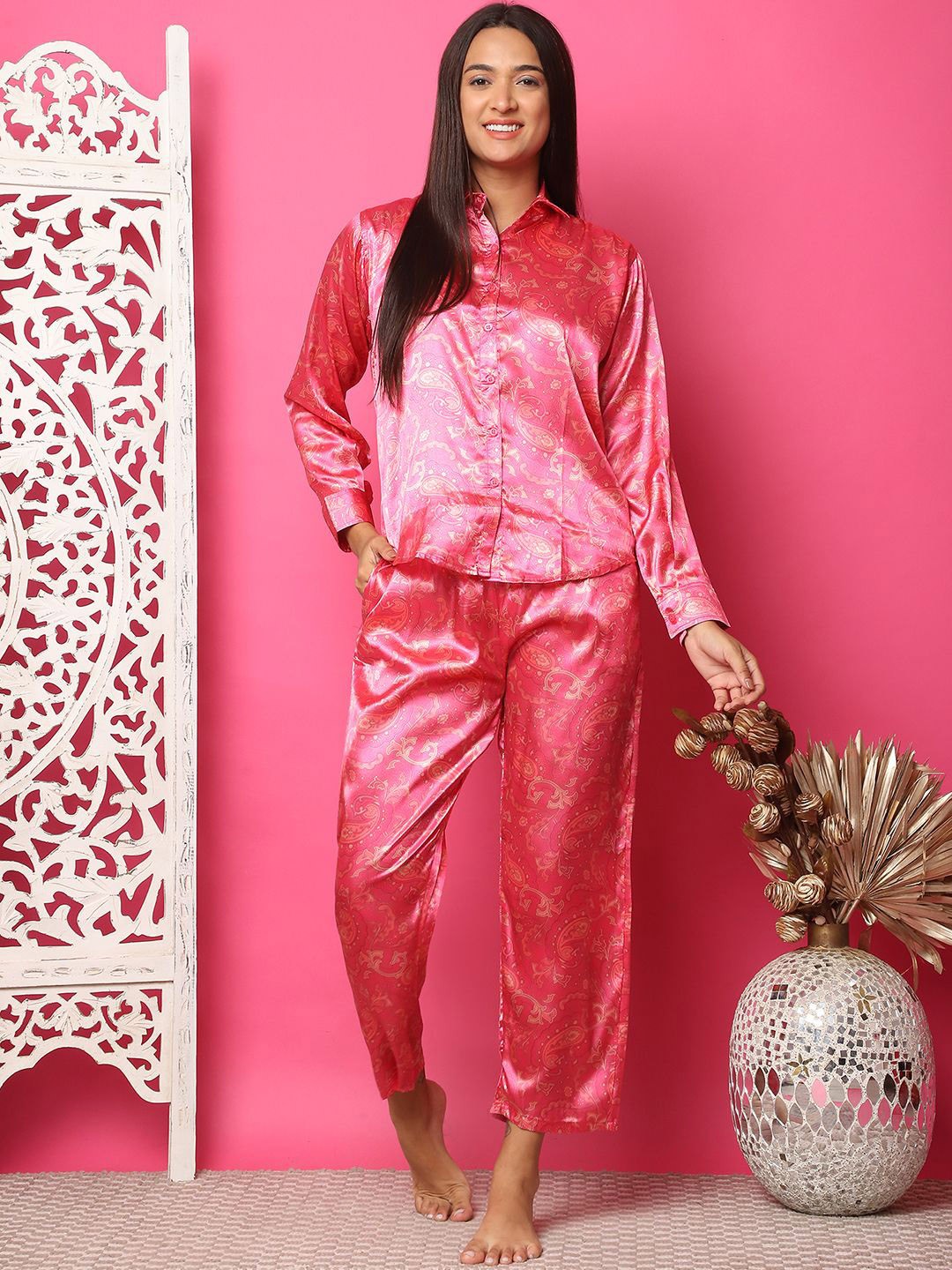 

TAG 7 Women Paisley Printed Night suit, Pink