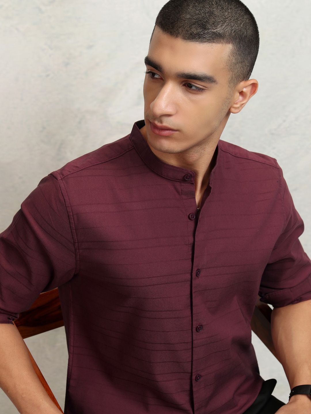 

HIGHLANDER Men Dobby Textured Solid Mandarin Collar Casual Shirt, Maroon