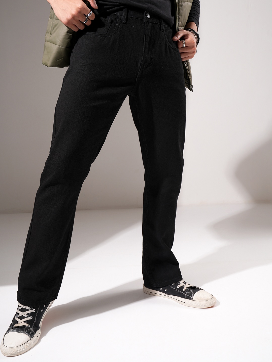 

HIGHLANDER Men Straight Fit Mid Rise Jeans, Black