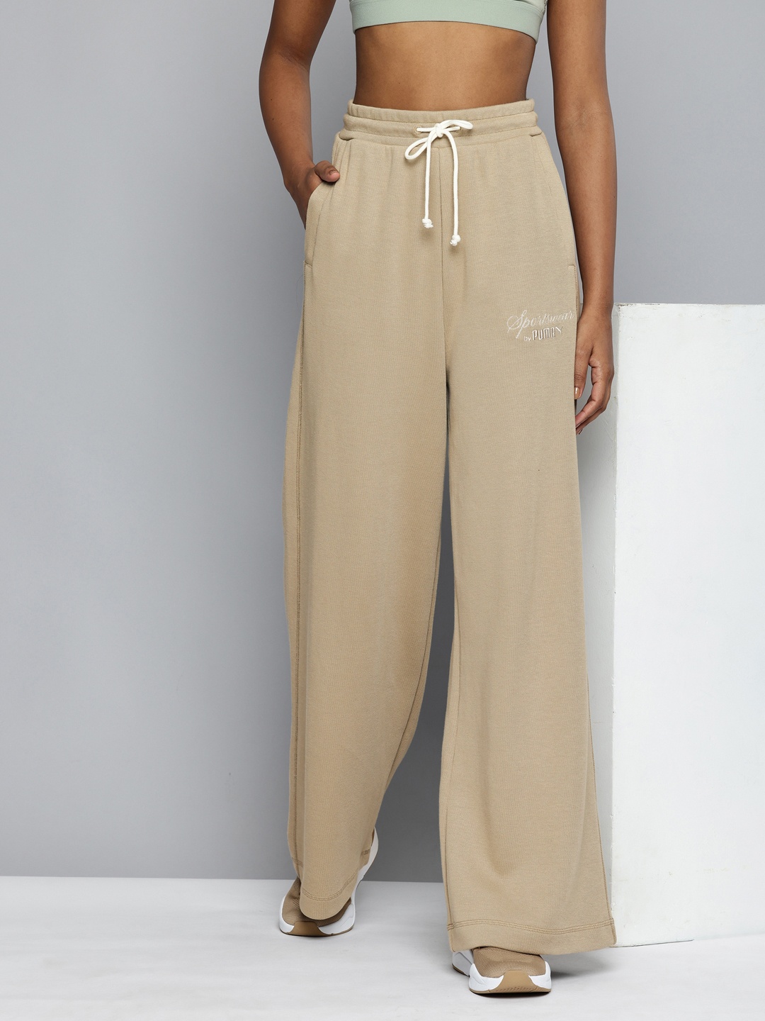 

Puma Women CLASSICS High Rise Relaxed Fit Pure Cotton Track Pants, Beige