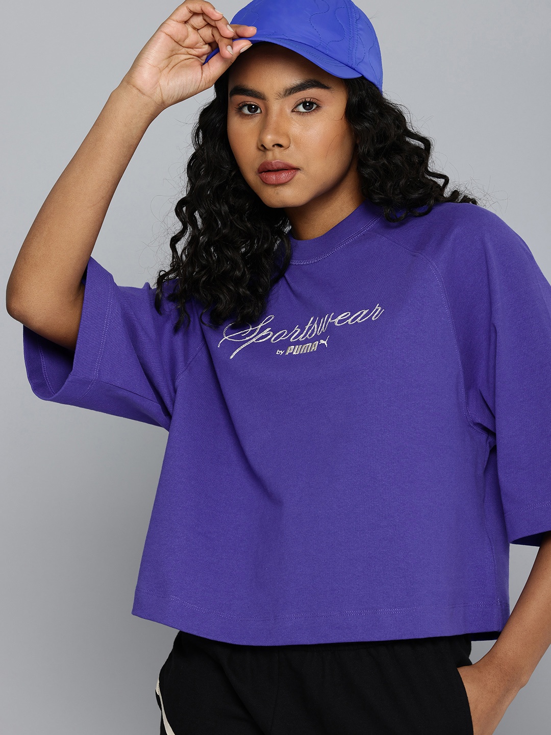 

Puma CLASSICS Brand Logo Drop-Shoulder Sleeves Pure Cotton Oversized T-shirt, Blue
