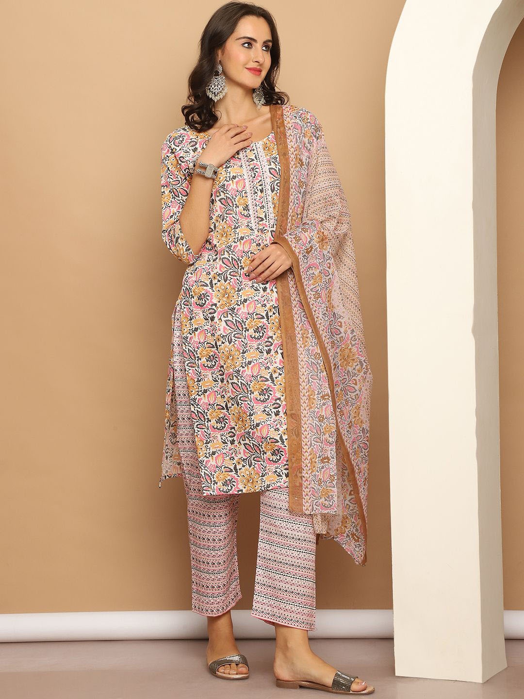 

Anouk Pink Floral Printed Regular Pure Cotton Kurta With Trousers & Dupatta