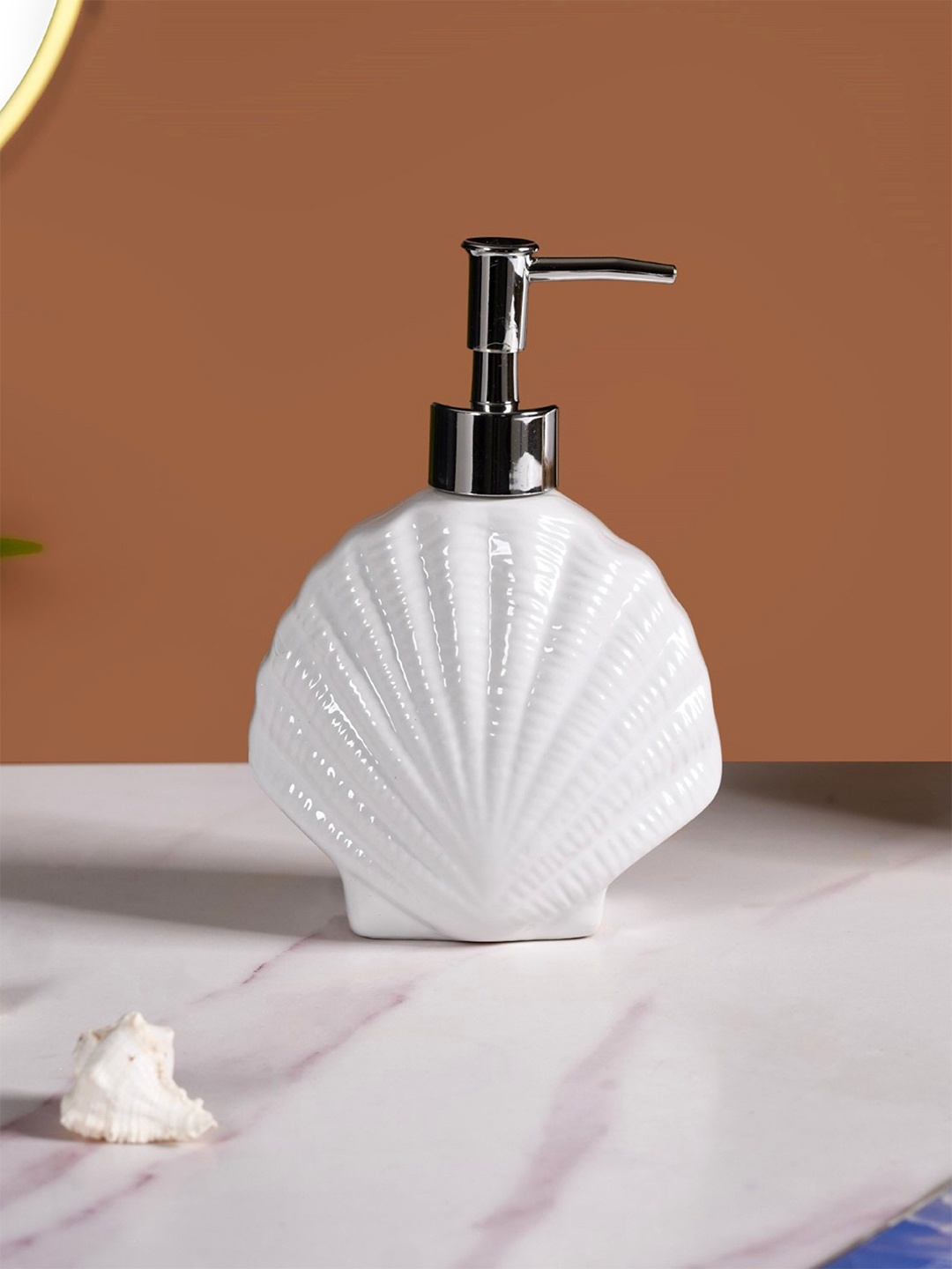 

Nestasia White & Silver Toned Geometric Ceramic Glossy Soap Dispenser 400ml