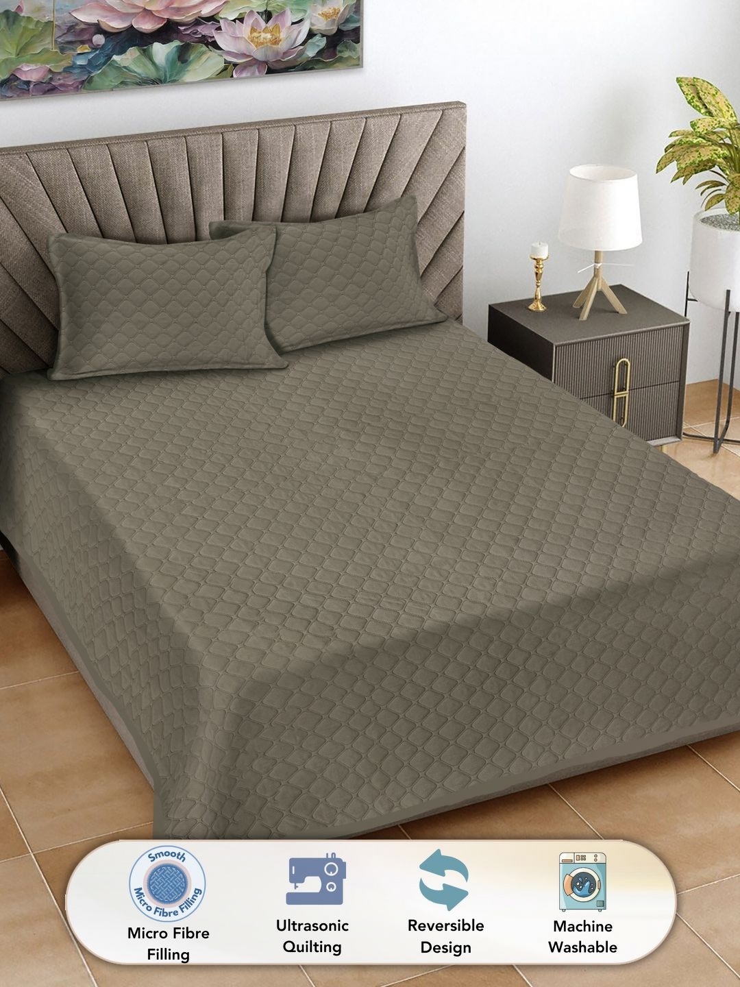 

Fabinaliv Camel Brown Solid Quilted Reversible King Bed Cover & 2 Pillow Covers