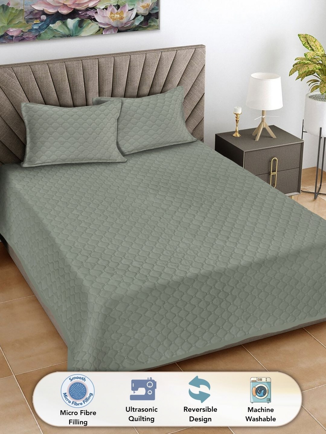 

FABINALIV Green Solid Quilted Reversible King Bed Cover & 2 Pillow Covers