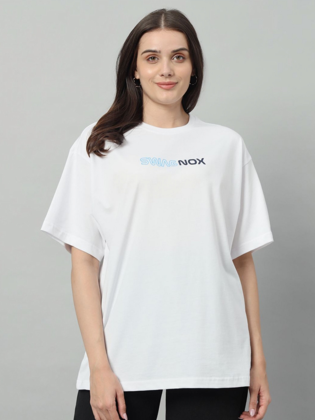 

SWAGNOX Women Floral Printed Applique T-shirt, White