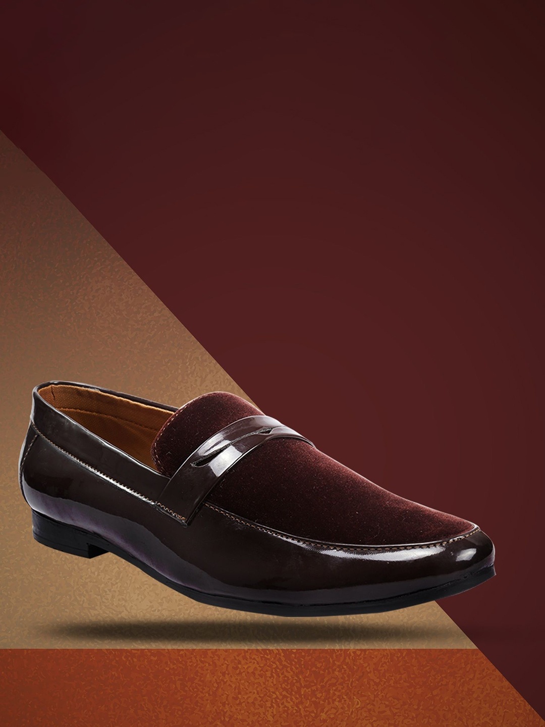 

Bxxy Men Round Toe Party Loafers, Brown