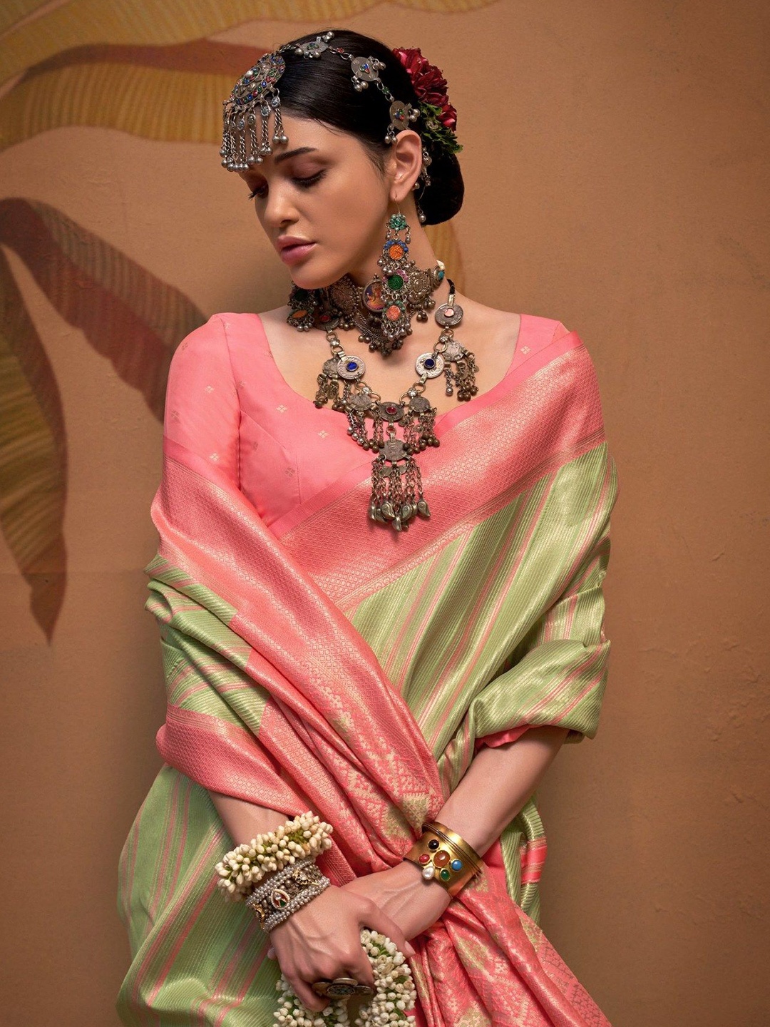 

MySilkLove Woven Design Zari Banarasi Saree, Green