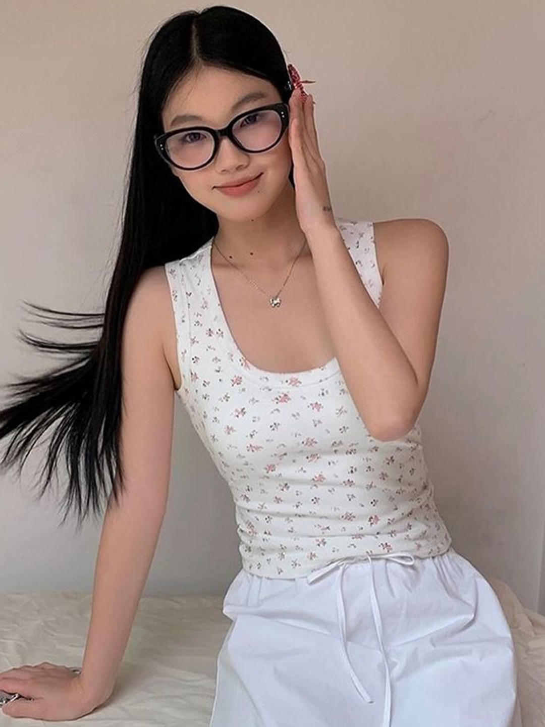 

StyleCast x Revolte Floral Print Top, White