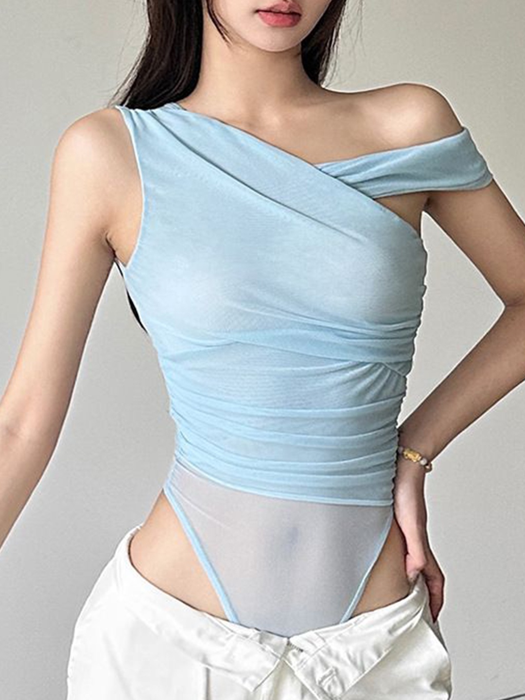 

StyleCast x Revolte Women One Shoulder Crop Top, Blue