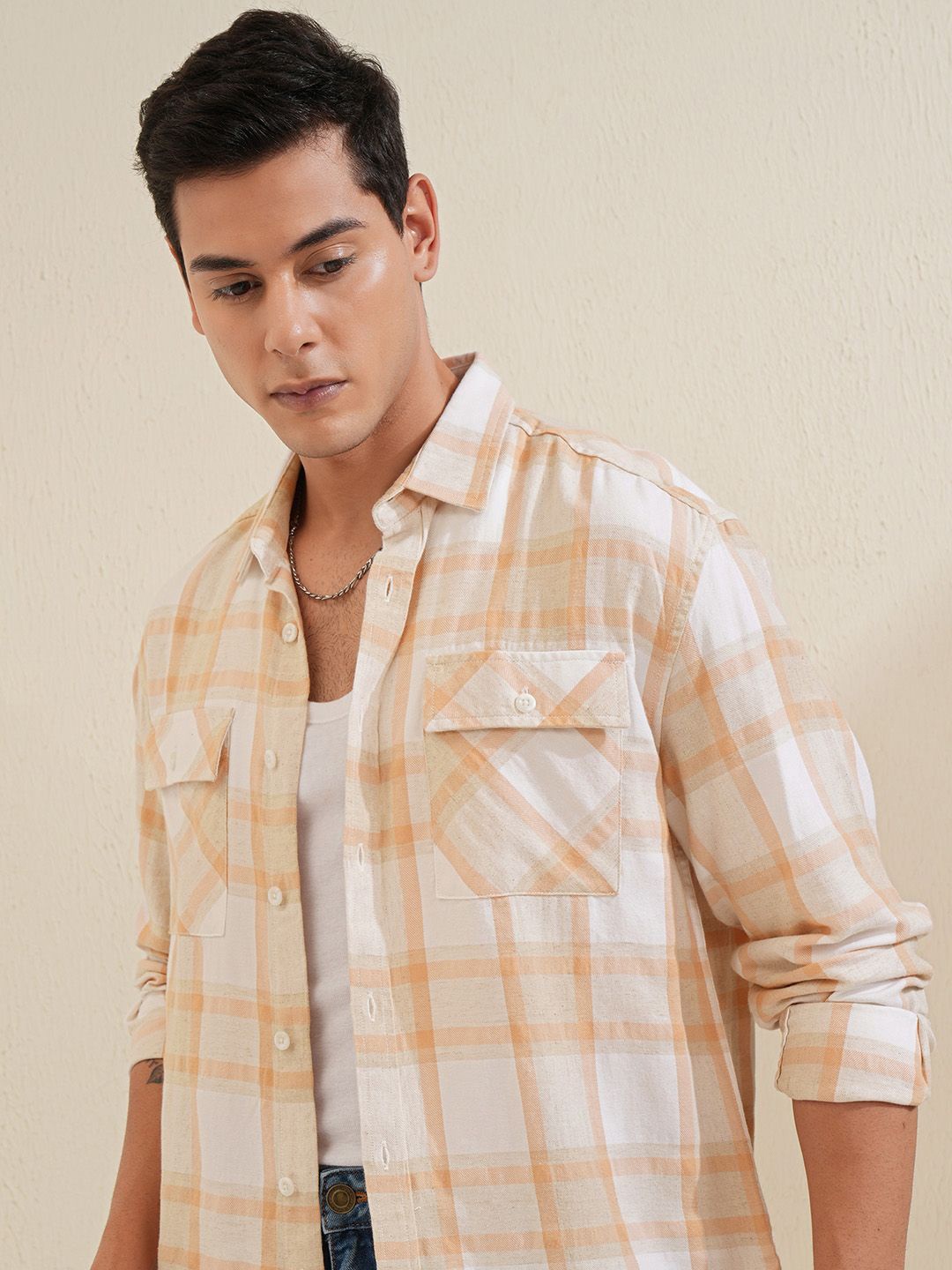 

LOCOMOTIVE Men Tartan Checks Relaxed Fit Casual Shirt, Beige