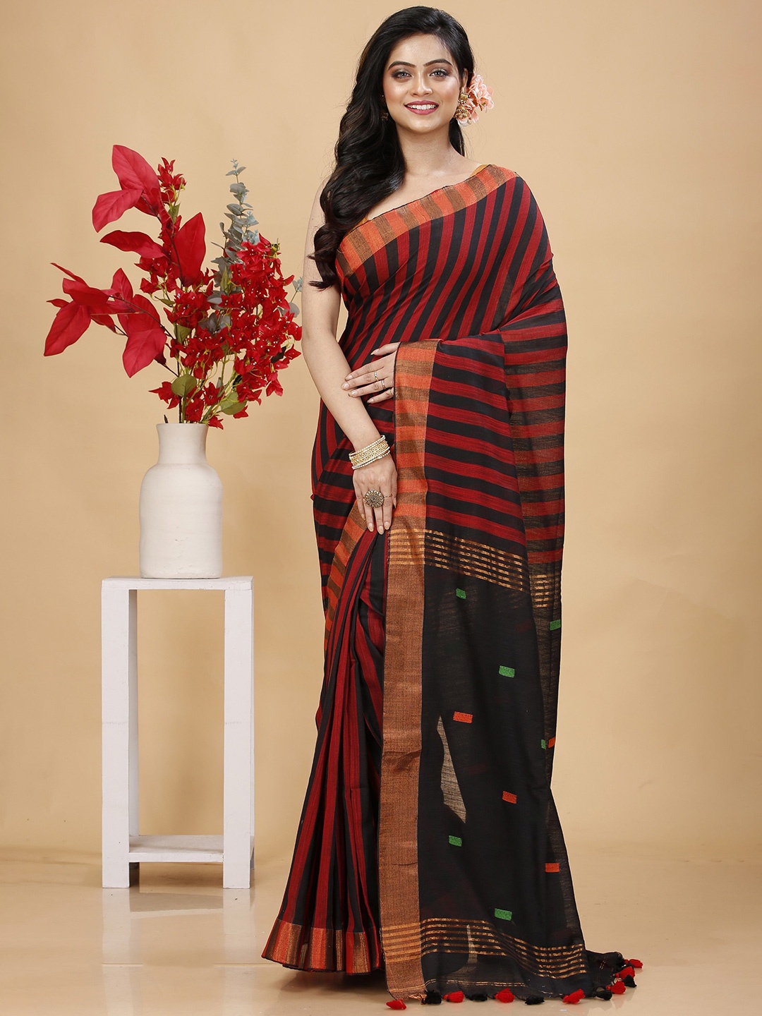 

SLAGHA Striped Zari Pure Cotton Khadi Saree, Red