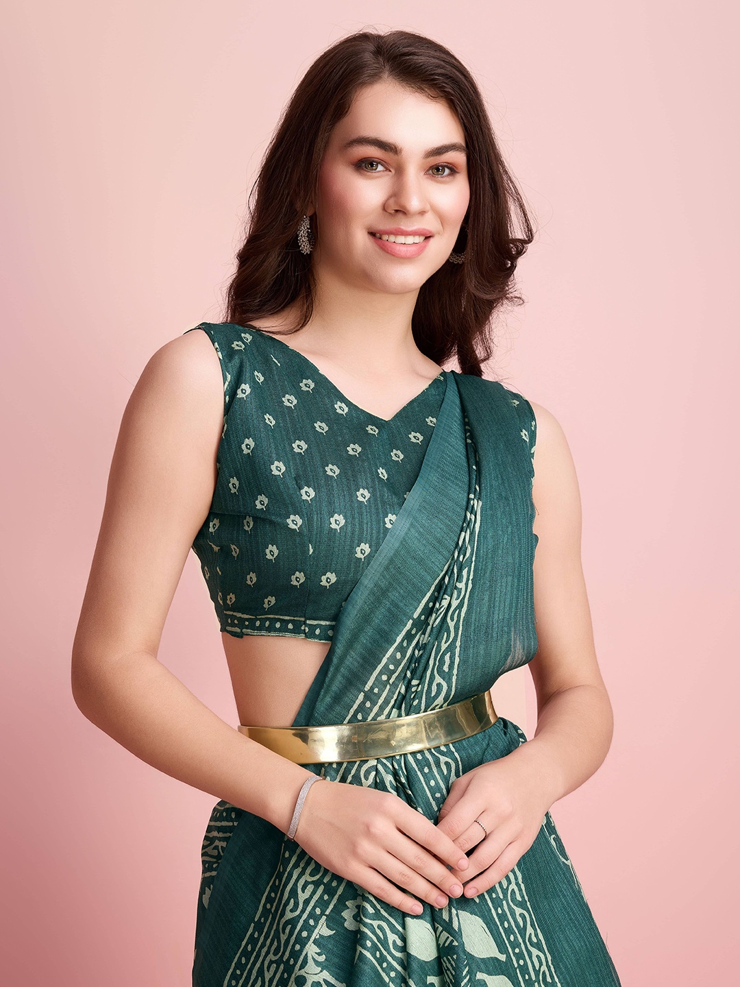

RACHNA Floral Printed Ready to Wear Bhagalpuri Saree, Green