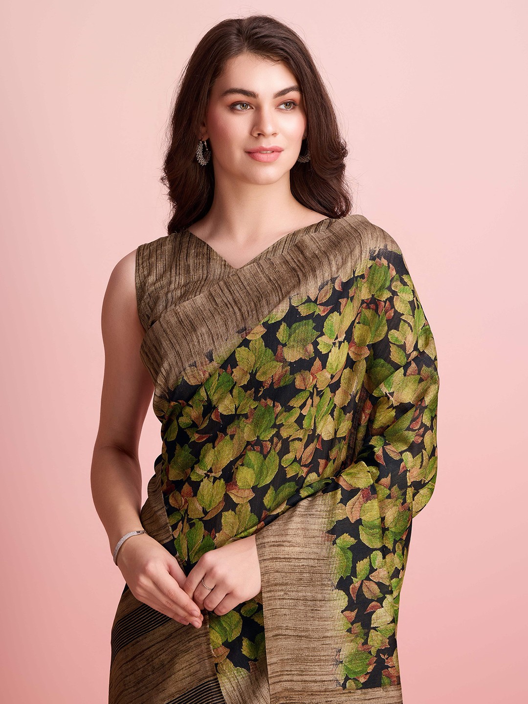 

RACHNA Floral Silk Cotton Bhagalpuri Saree, Green