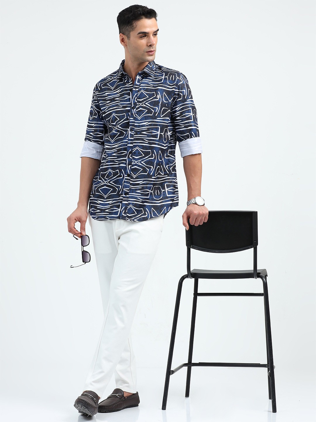 

SORATIA Men Opaque Printed Casual Shirt, Navy blue