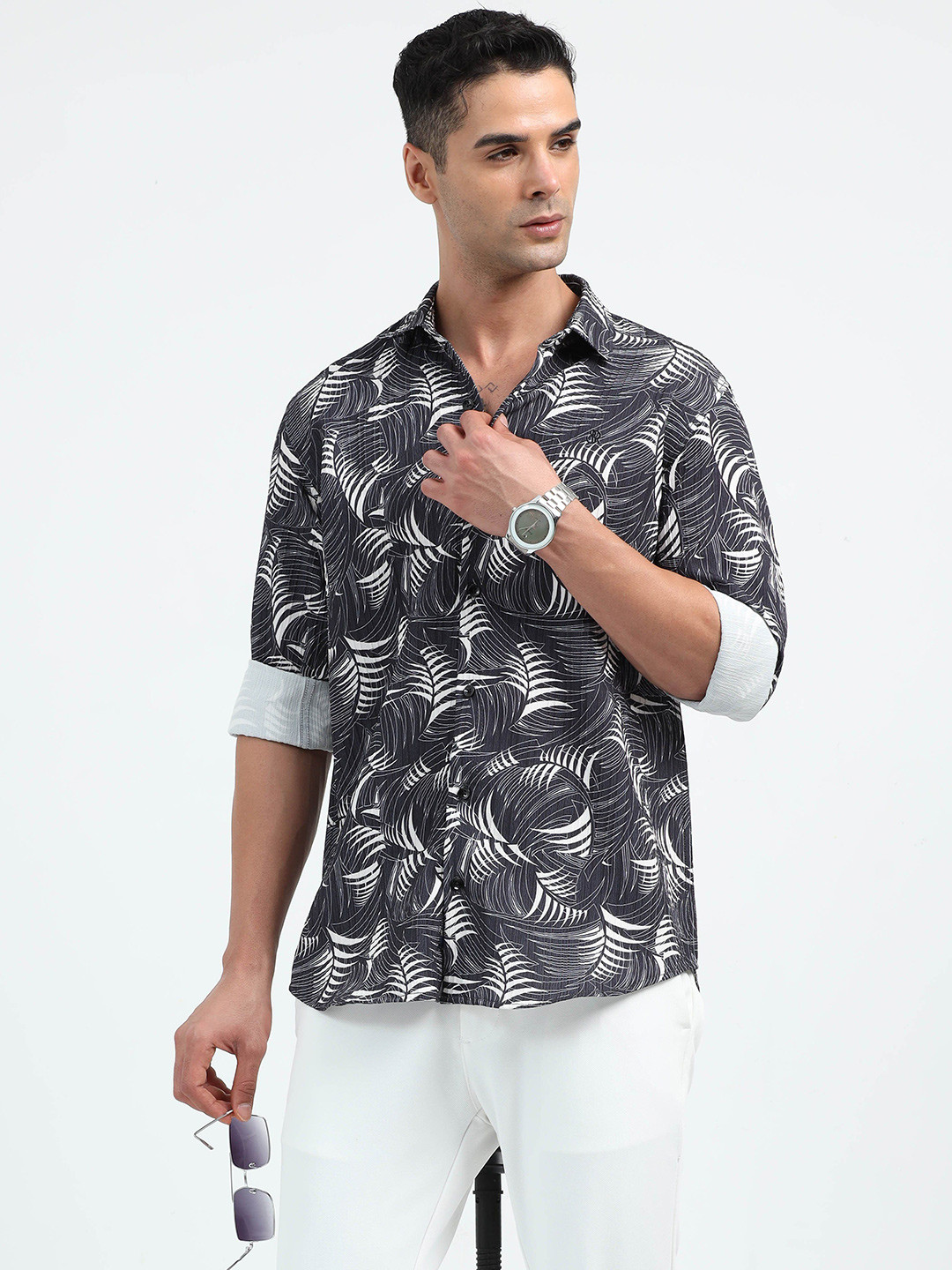 

SORATIA Men Floral Opaque Printed Casual Shirt, Metallic