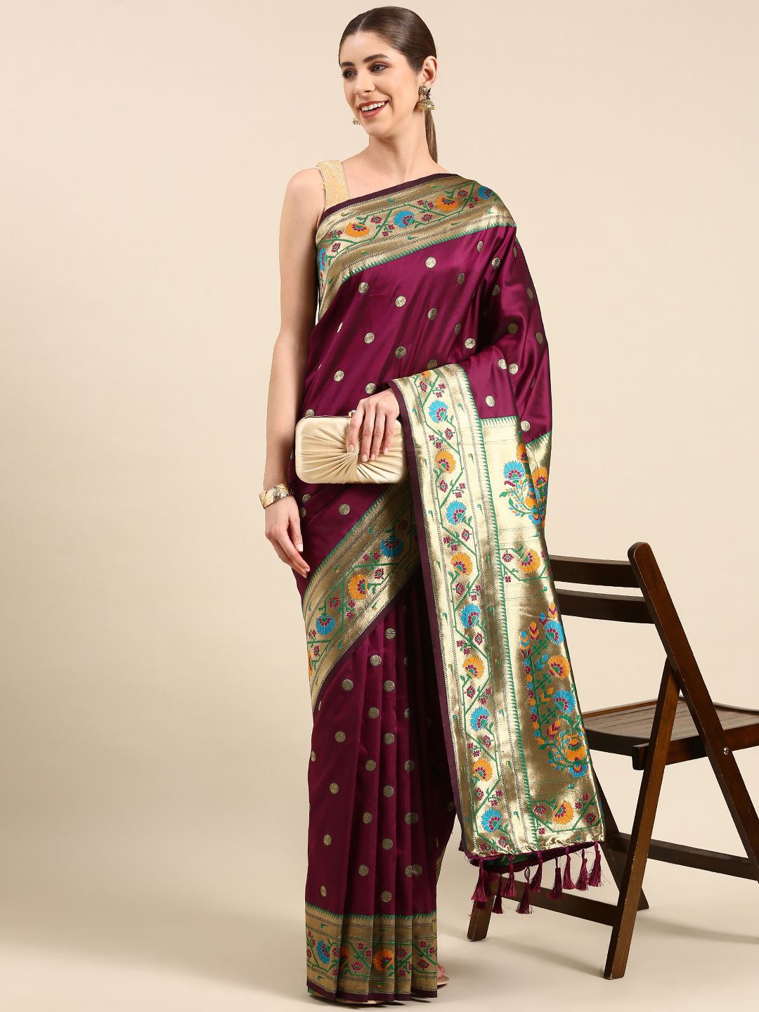 

VASTRANAND Woven Design Zari Art Silk Paithani Saree, Burgundy