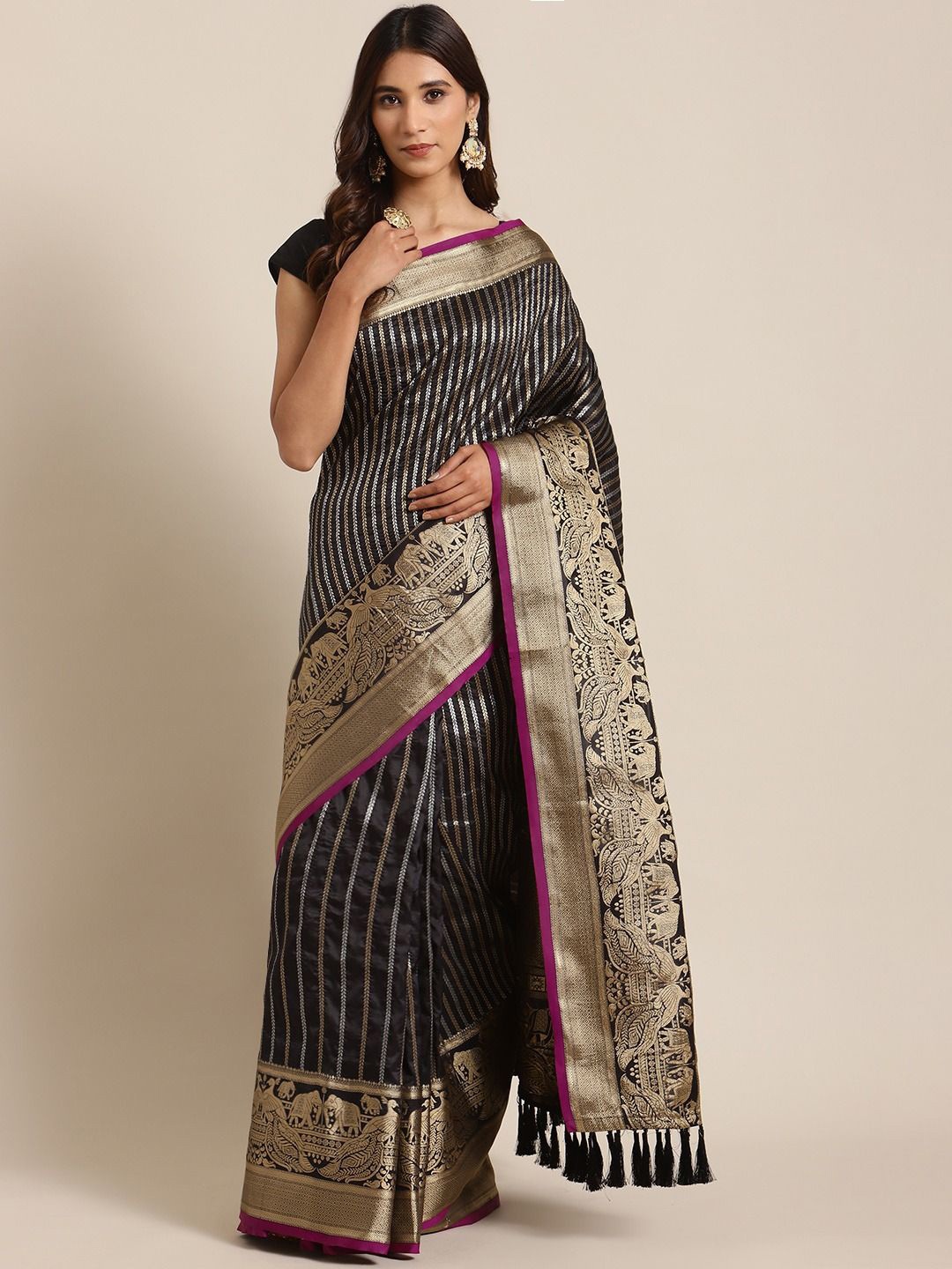

VASTRANAND Striped Zari Art Silk Banarasi Saree, Black
