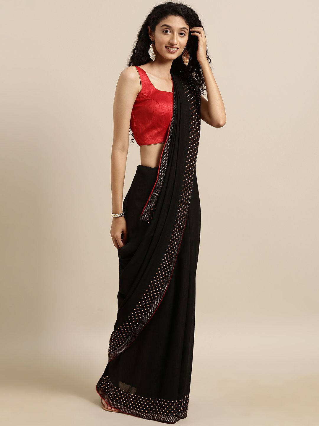 

VASTRANAND Beads and Stones Saree, Black